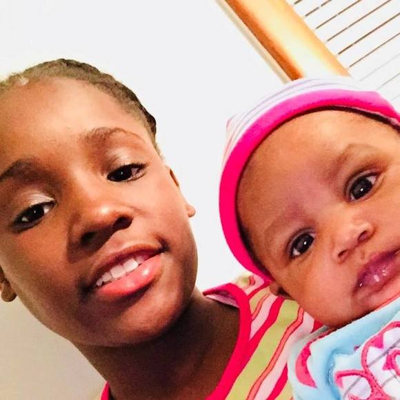 Meet your Posher, Janiay - Picture 1 of 1